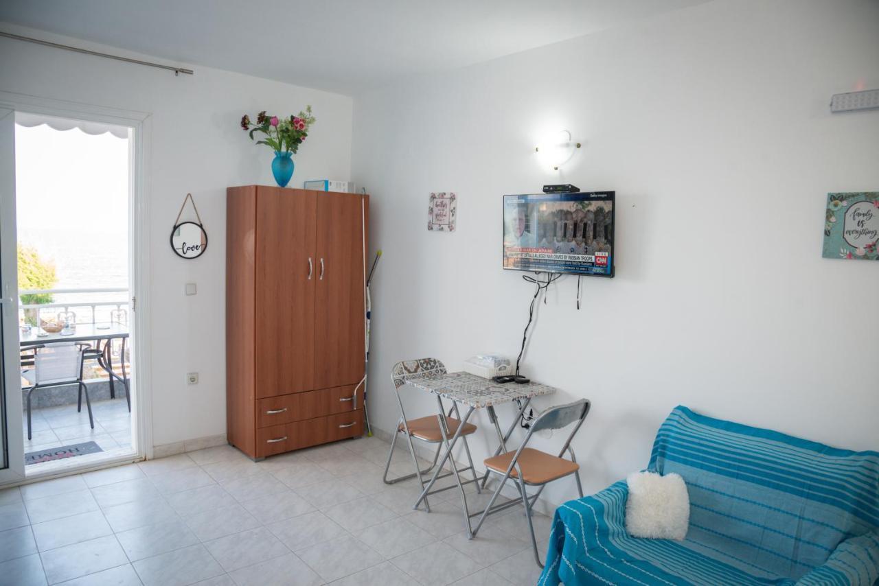 Daisy'S Room Арханґелос Екстер'єр фото